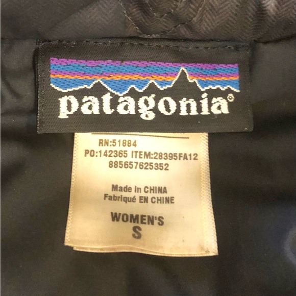 Patagonia Woman’s Goose Down Plaid Puffer Vest With Hood Size Small - Picture 3 of 7